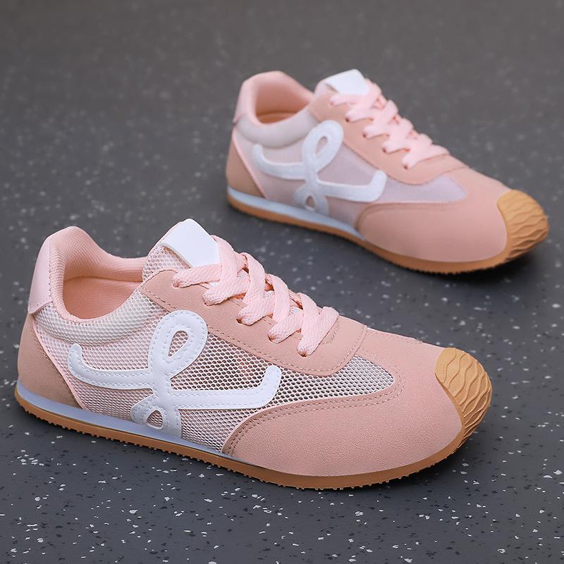 Women s shoes new summer casual shoes comfortable versatile non-slip sports shoes soft soles not tired feet single shoes 36
Women s shoes new summer casual shoes comfortable versatile non-slip sports shoes soft soles not tired feet single shoes 36