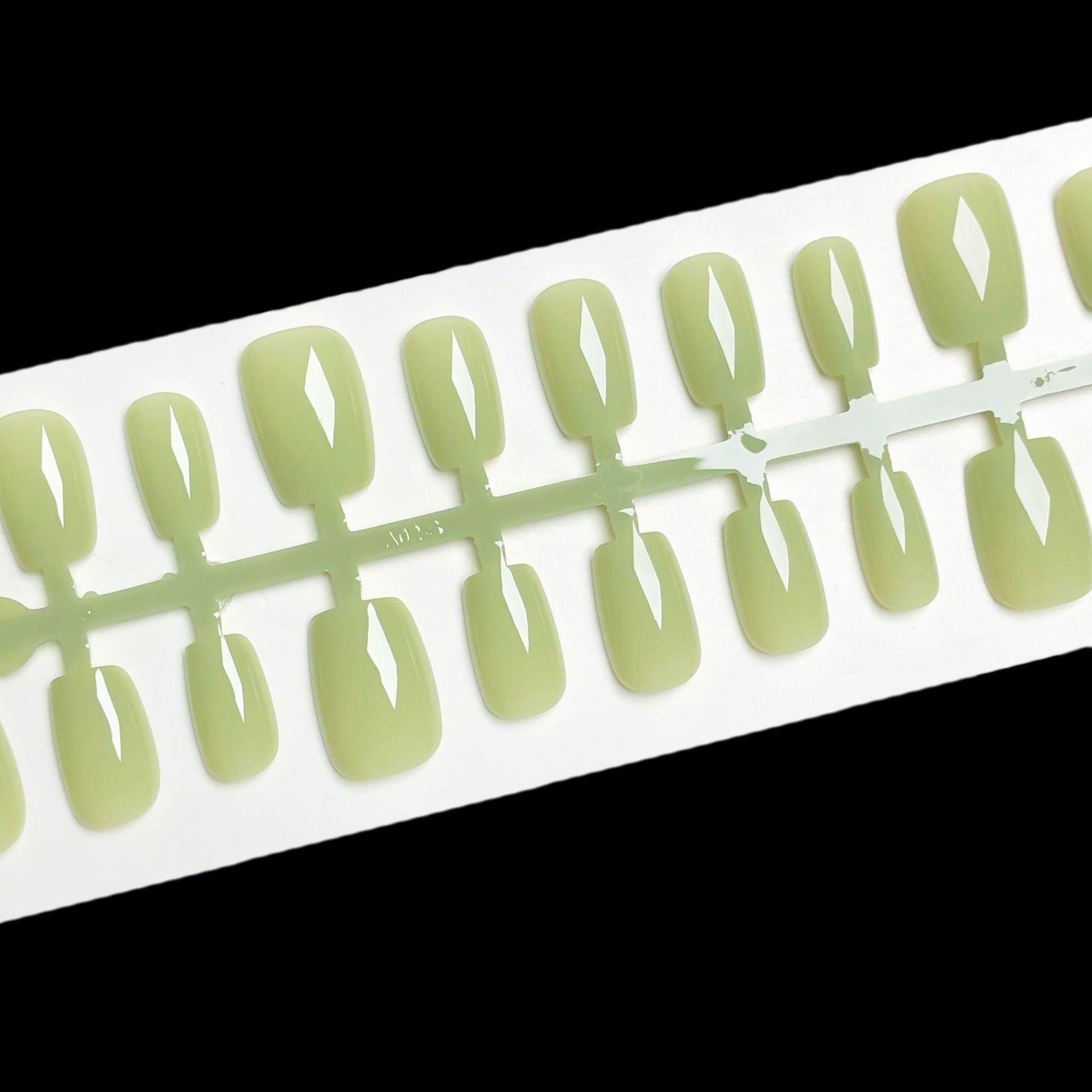 Минималистичные однотонные накладные ногти: Вишнево-красный, Черный, Белый, Синий, Зеленый, Нюдовый - Короткие наклейки для ногтей «Лестница»
Минималистичные однотонные накладные ногти: Вишнево-красный, Черный, Белый, Синий, Зеленый, Нюдовый - Короткие наклейки для ногтей «Лестница»