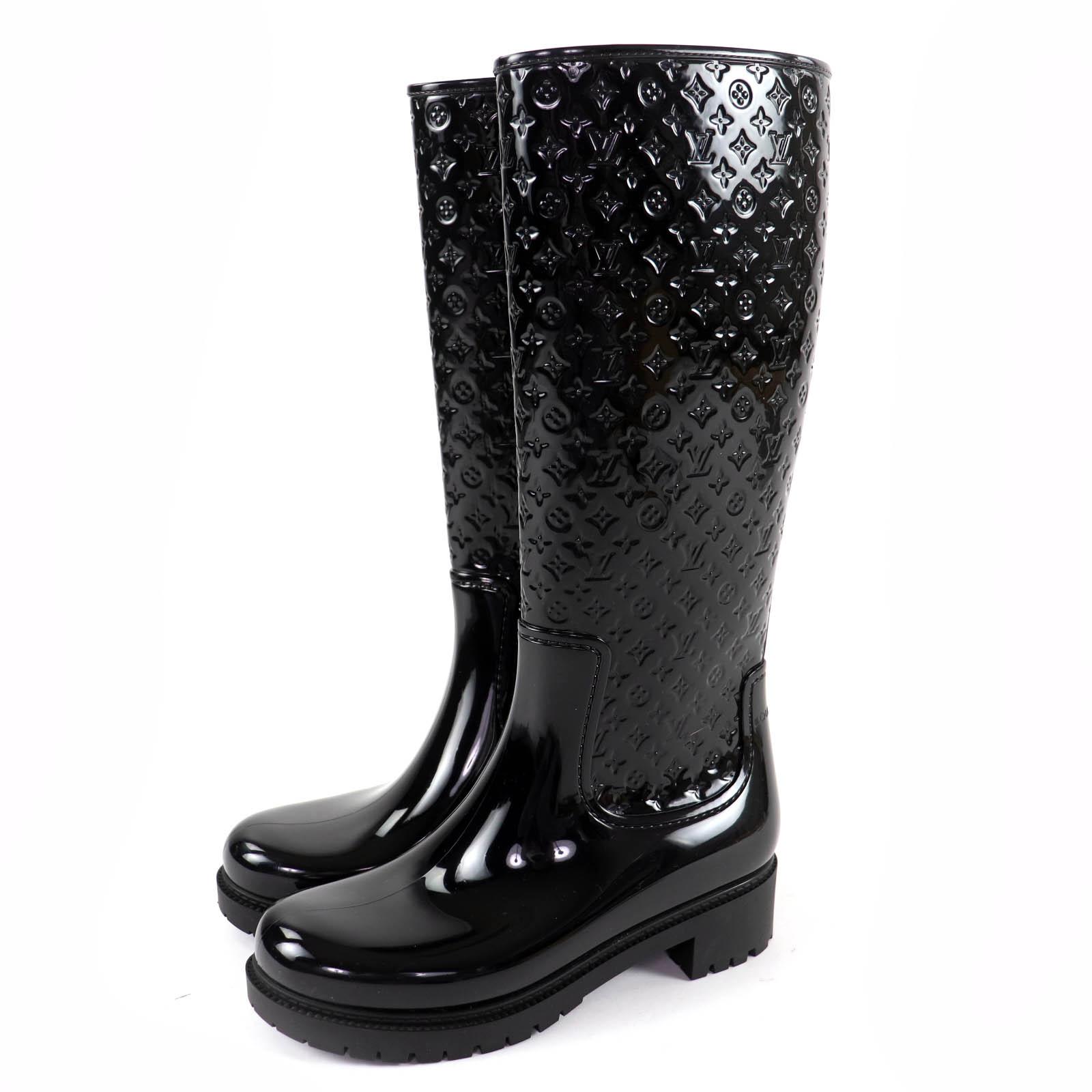 Excellent LOUIS VUITTON Knee-high boots Splash Line Monogram rubber 36 Used
Excellent LOUIS VUITTON Knee-high boots Splash Line Monogram rubber 36 Used