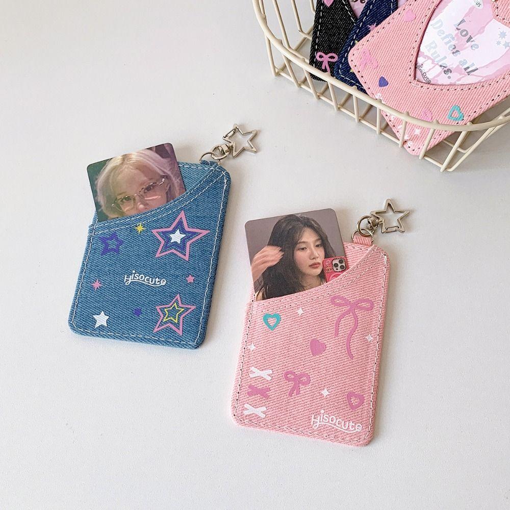 Backpack Hanging Denim Card Holder Star Card Storage Bag Kawaii ID Card Holders Idol Album темно-синього кольору
Backpack Hanging Denim Card Holder Star Card Storage Bag Kawaii ID Card Holders Idol Album темно-синього кольору