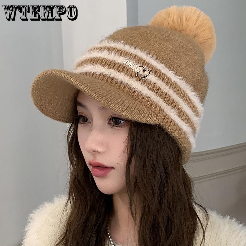 Winter New Striped Hairball Hat Korean Edition Knitted Hat Outdoor Travel with Fleece Anti Cold Warm Hat сірий колір
Winter New Striped Hairball Hat Korean Edition Knitted Hat Outdoor Travel with Fleece Anti Cold Warm Hat сірий колір