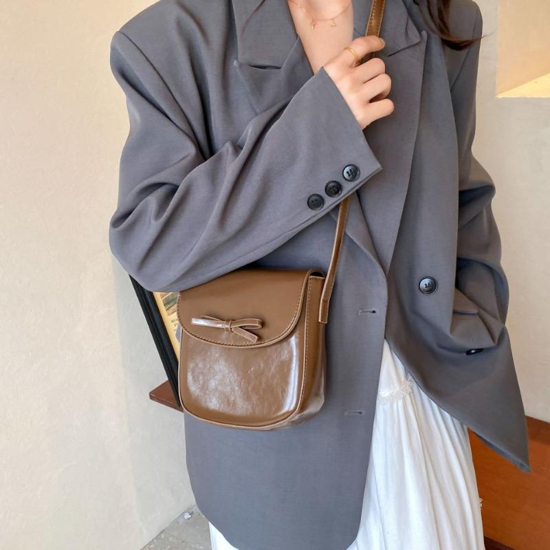 Маленькая сумка-коробка для мобильного телефона Ins Korean Bow Spring Summer Crossbody Saddle Mobile Phone Shoulder Bag
Маленькая сумка-коробка для мобильного телефона Ins Korean Bow Spring Summer Crossbody Saddle Mobile Phone Shoulder Bag