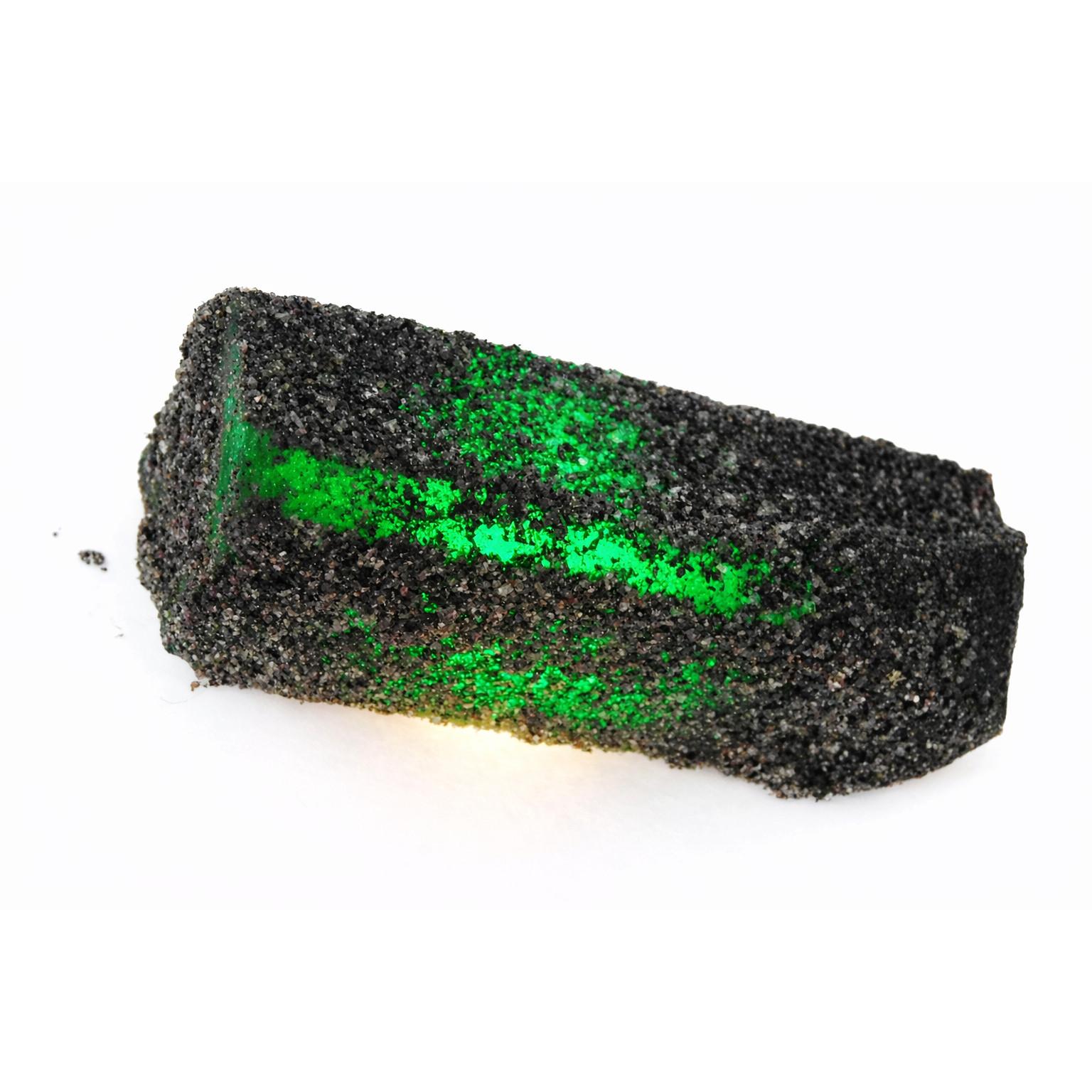 Natural Green Emerald 85ct Uncut Rough Certified Loose Gemstone 48 mm APPROX зелений
Natural Green Emerald 85ct Uncut Rough Certified Loose Gemstone 48 mm APPROX зелений