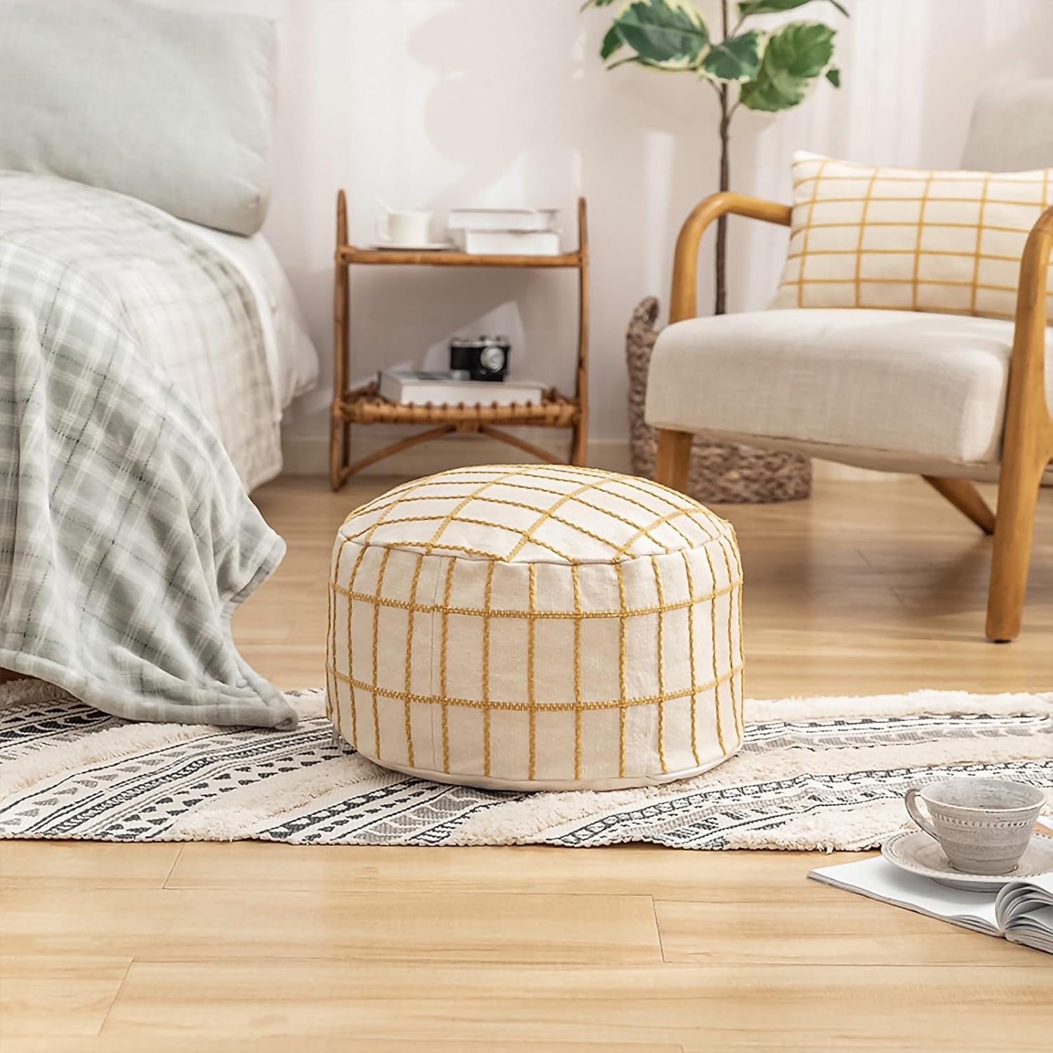 MOCOFO Modern Simple Round Pouf Cover Unstuffed Cotton Jacquard Footstool for Living Room, Bedroom, Patio(Gray,15x8inches) бежевый
MOCOFO Modern Simple Round Pouf Cover Unstuffed Cotton Jacquard Footstool for Living Room, Bedroom, Patio(Gray,15x8inches) бежевый