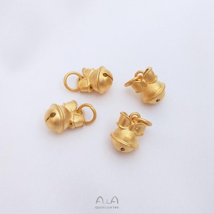 Вьетнамский кулон-колокольчик из золотого песка, символ богатства и благословения - Шарм ручной работы для самостоятельного изготовления браслетов и ожерелий.
Вьетнамский кулон-колокольчик из золотого песка, символ богатства и благословения - Шарм ручной работы для самостоятельного изготовления браслетов и ожерелий.