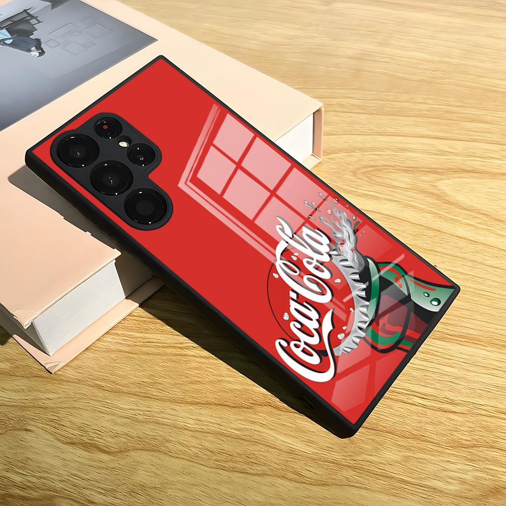 C-Coca-Fashion Cola Phone Case For S25 Ultra Samsung S26 S24 Fe S22 S20 S23 21 Plus A54 A34 A53 A16 Glass Cover Samsung s26Plus
C-Coca-Fashion Cola Phone Case For S25 Ultra Samsung S26 S24 Fe S22 S20 S23 21 Plus A54 A34 A53 A16 Glass Cover Samsung s26Plus