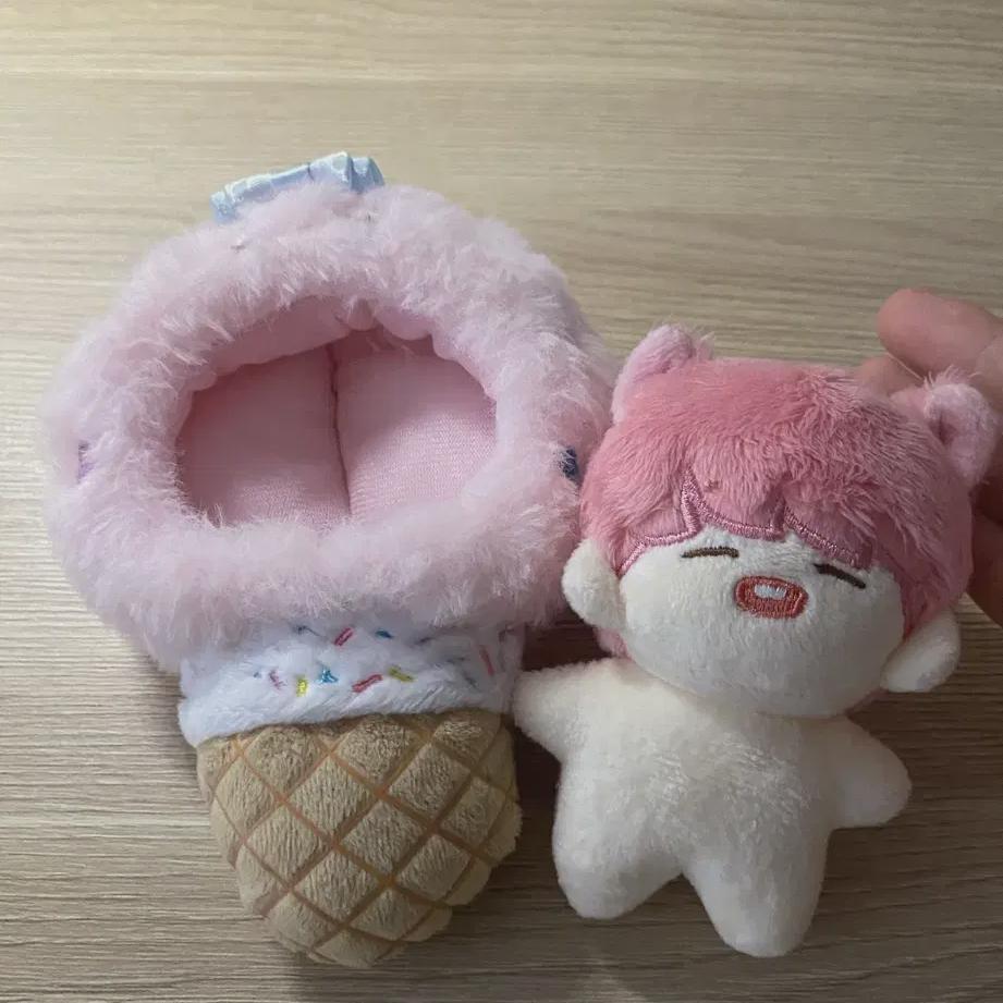 Sweet Shoeky 10cm Shiny Doll Suga Bts
Sweet Shoeky 10cm Shiny Doll Suga Bts