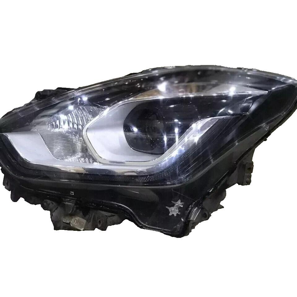 Original Suzuki Swift & Dezire Headlight Pair Xenon Type Fit For-2018-2023(Rh+Lh
Original Suzuki Swift & Dezire Headlight Pair Xenon Type Fit For-2018-2023(Rh+Lh
