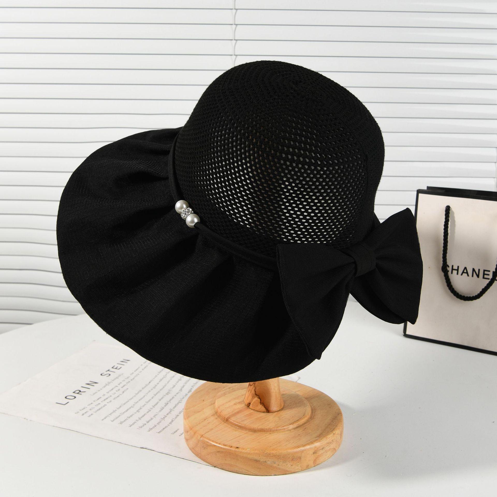 Spring and summer new bucket hat women s splicing knitted sun hat travel sunscreen versatile beach hat bow foldable M(56-58cm) чорний
Spring and summer new bucket hat women s splicing knitted sun hat travel sunscreen versatile beach hat bow foldable M(56-58cm) чорний