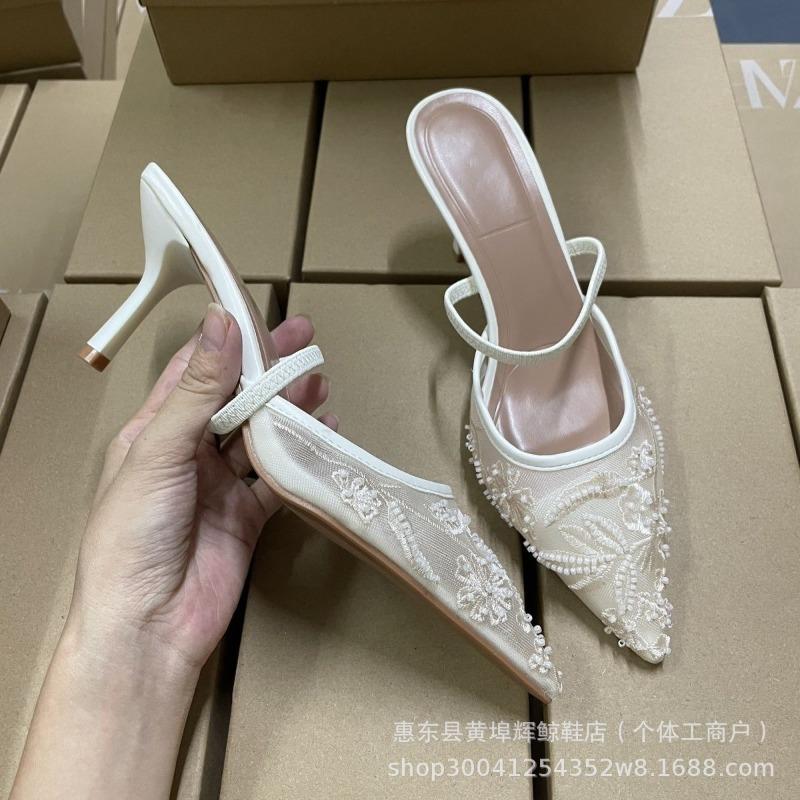 ZA white lace mesh pointed Müller high heels heavy industry bead embroidery embellishment one word with pointed thin heels sandals women 35
ZA white lace mesh pointed Müller high heels heavy industry bead embroidery embellishment one word with pointed thin heels sandals women 35