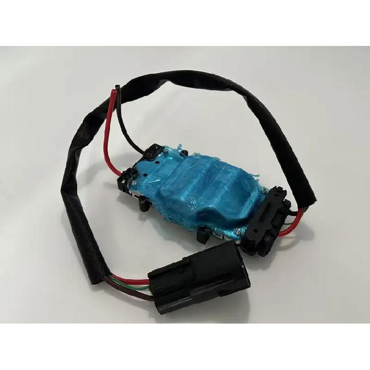 1137328365 Car Cooling Fan Blower Module Control Relay for Ford Volvo C60 C70 S40 V50 Mazda 3 Ford Focus II C-MAX 1137328558
1137328365 Car Cooling Fan Blower Module Control Relay for Ford Volvo C60 C70 S40 V50 Mazda 3 Ford Focus II C-MAX 1137328558