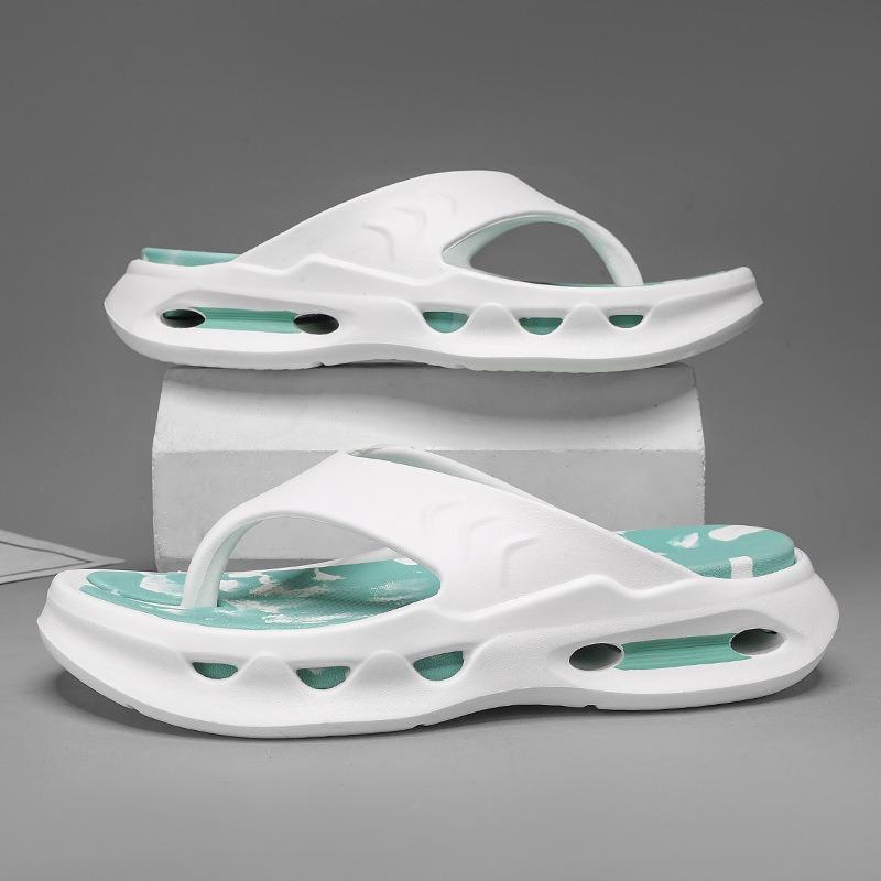 New flip-flops men s high-end summer home non-slip and wear-resistant beach shoes soft soles heightening cool slippers 36-37 білий
New flip-flops men s high-end summer home non-slip and wear-resistant beach shoes soft soles heightening cool slippers 36-37 білий