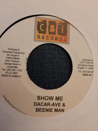 7inch Record BEENIE MAN & DACAR-AVE / LADY SAW - Show Me / Lay With U NONE C & I Records 2007 Jamaica Reggae, Ska & Dub Used
7inch Record BEENIE MAN & DACAR-AVE / LADY SAW - Show Me / Lay With U NONE C & I Records 2007 Jamaica Reggae, Ska & Dub Used