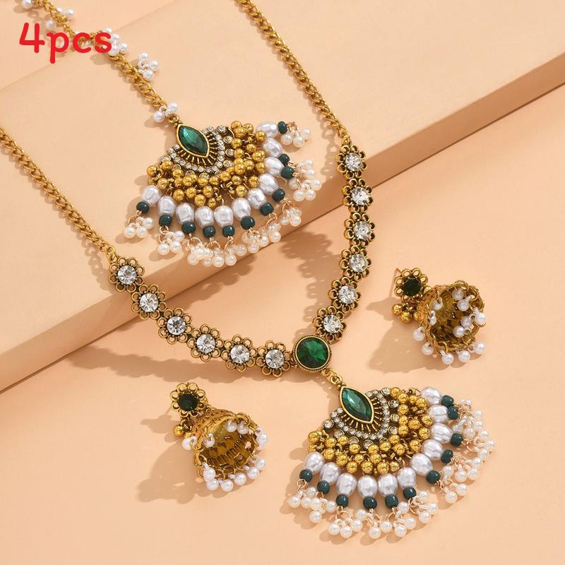 Bohemian Vintage Artificial Pearl Feather Jewelry Set With Metal Embellishments For Women
Bohemian Vintage Artificial Pearl Feather Jewelry Set With Metal Embellishments For Women