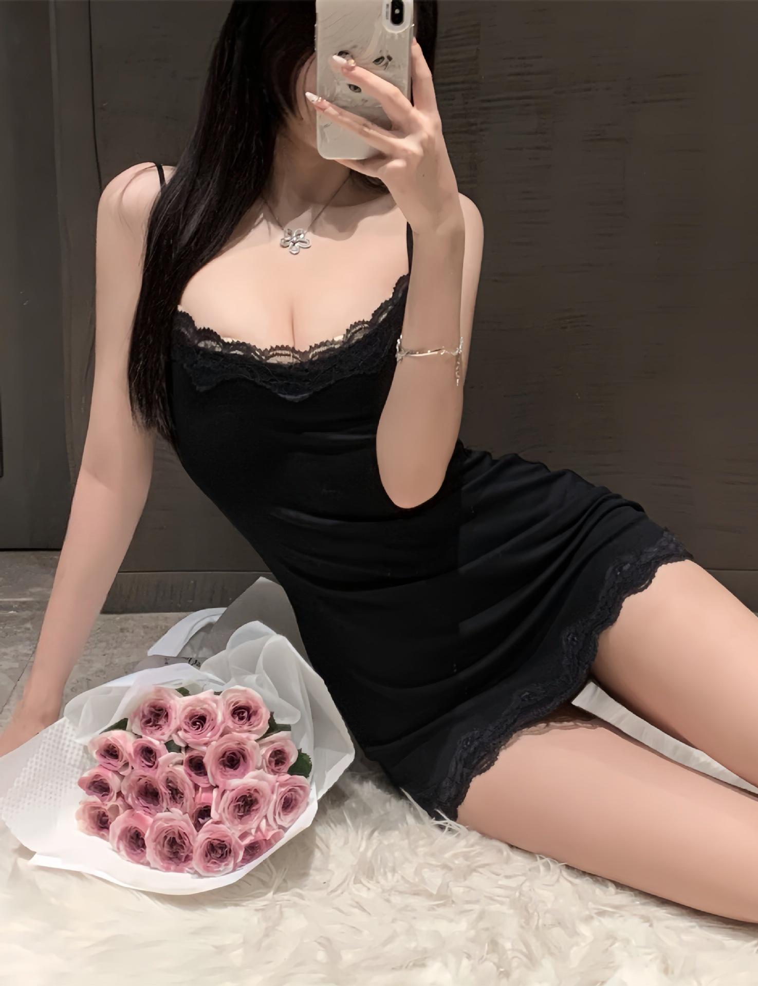 Кружевное платье-майка Pure Desire: Кокетливая черно-белая ночная рубашка S
Кружевное платье-майка Pure Desire: Кокетливая черно-белая ночная рубашка S