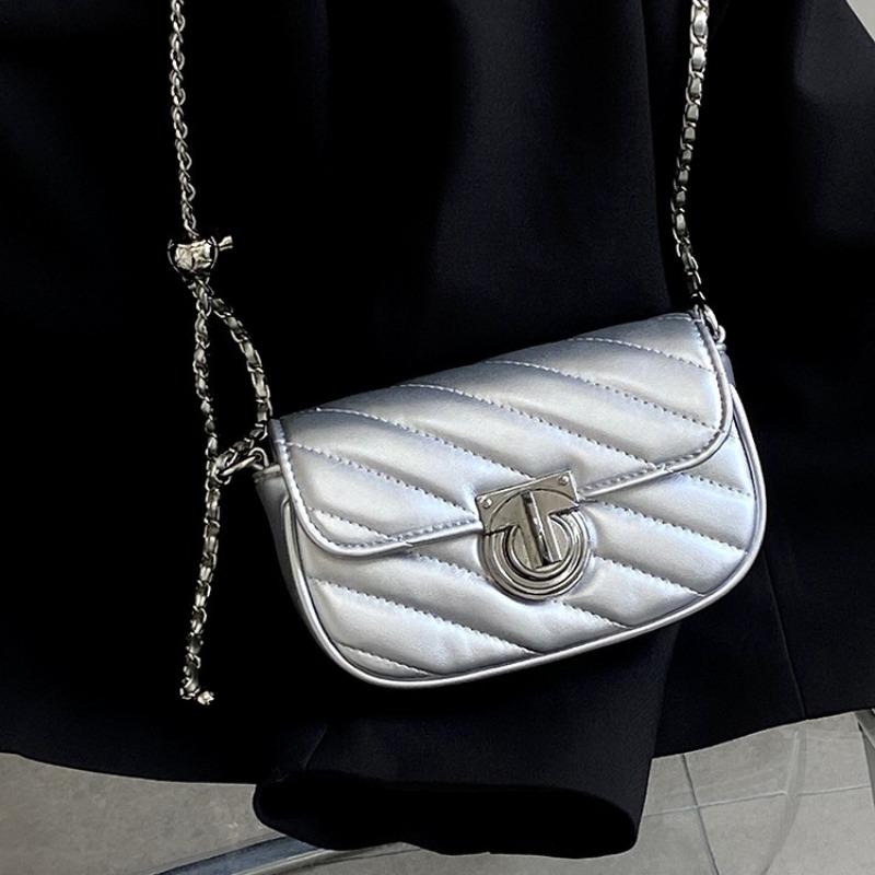 Summer new exquisite chain bag niche design bag women s bag small square bag texture shoulder messenger bag серебряный
Summer new exquisite chain bag niche design bag women s bag small square bag texture shoulder messenger bag серебряный