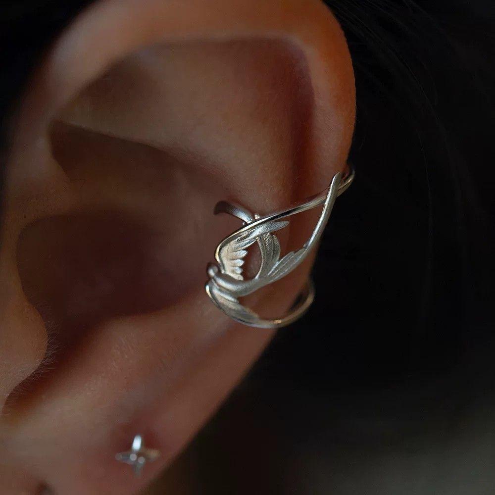 New Hollow Swallow Bird Adjustable Open Cocktail Ring Earrings for Women Girls Creative Trendy Dainty Statement Rings Love Gift
New Hollow Swallow Bird Adjustable Open Cocktail Ring Earrings for Women Girls Creative Trendy Dainty Statement Rings Love Gift