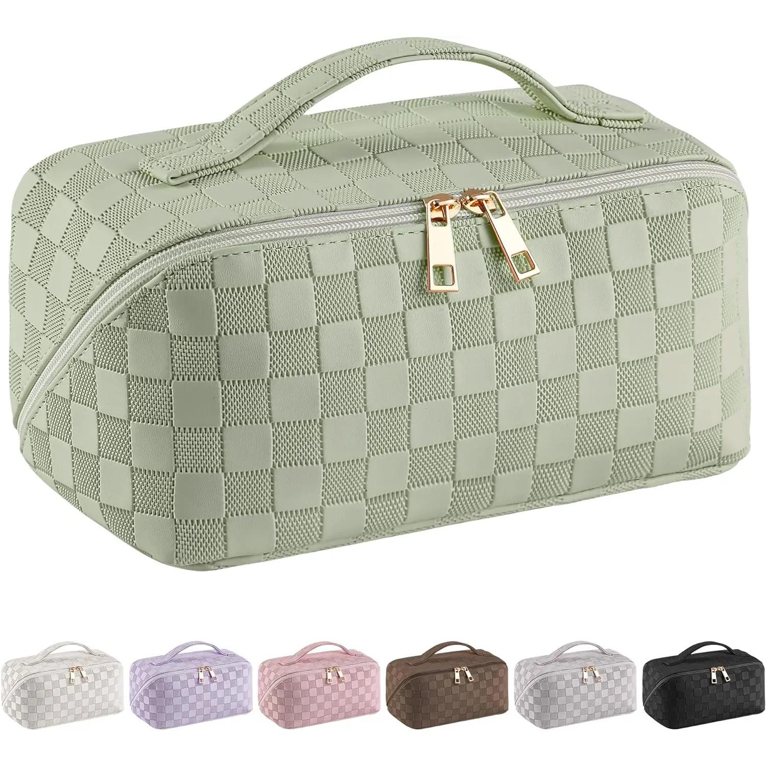 Дорожная косметичка большой вместимости - косметичка, водонепроницаемая косметичка из искусственной кожи, женская портативная дорожная косметичка с ручкой
Дорожная косметичка большой вместимости - косметичка, водонепроницаемая косметичка из искусственной кожи, женская портативная дорожная косметичка с ручкой