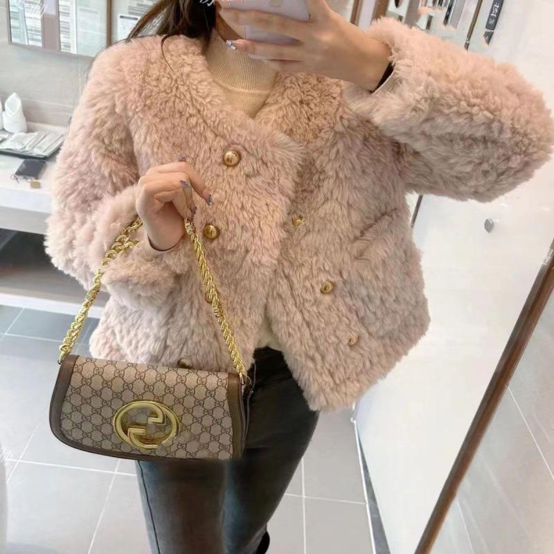 Куртка Мао Мао зимняя новая теплая утолщенная короткая из овечьей шерсти 2XL 75kg within
Куртка Мао Мао зимняя новая теплая утолщенная короткая из овечьей шерсти 2XL 75kg within