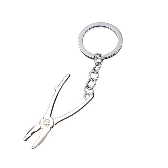 Брелок в виде гаечного ключа
Брелок в виде гаечного ключа