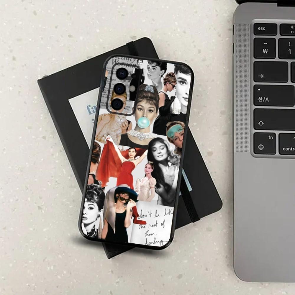 Audrey Hepburn Phone Case For Samsung Galaxy A13,A21s,A22,A31,A32,A52,A53,A71,A80,A91 Soft Black Cover Samsung a41
Audrey Hepburn Phone Case For Samsung Galaxy A13,A21s,A22,A31,A32,A52,A53,A71,A80,A91 Soft Black Cover Samsung a41