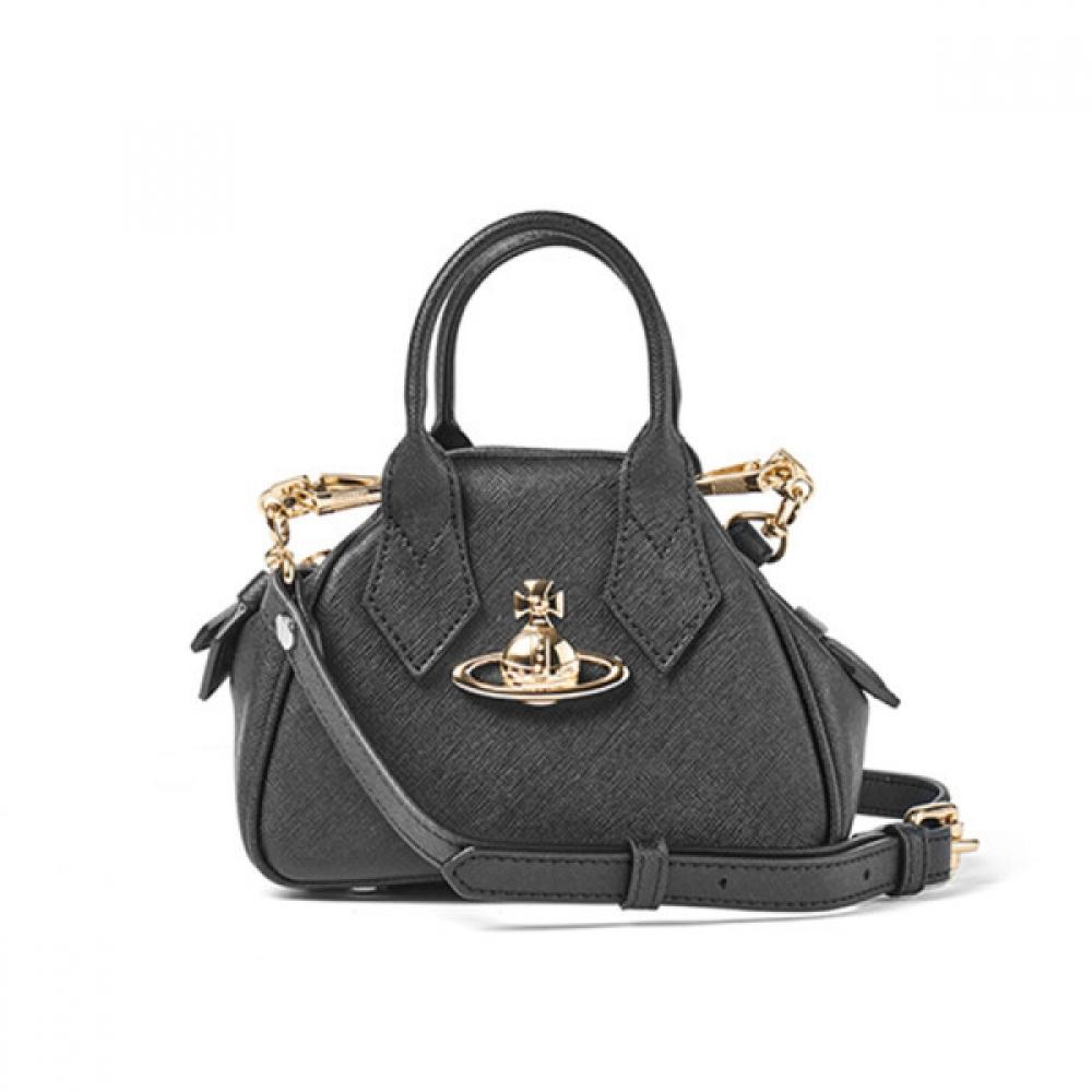 Vivienne Westwood Yasmin Vegan Saffiano Tote Bag N402 one size
Vivienne Westwood Yasmin Vegan Saffiano Tote Bag N402 one size