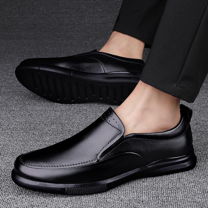 Business Leather Shoes Casual Shoes Dress Sneakers Breathable Middle-aged and Old Love Lazy Men s Shoes 37
Business Leather Shoes Casual Shoes Dress Sneakers Breathable Middle-aged and Old Love Lazy Men s Shoes 37