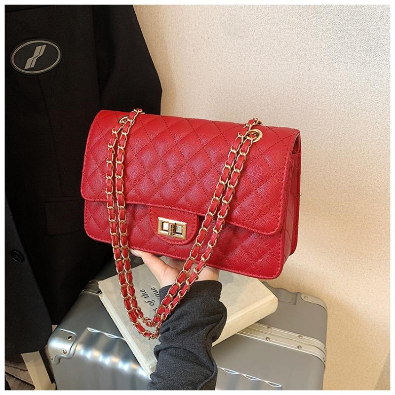Сумка женская новая модная бриллиантовая сумка-цепочка популярная одноплечевая на плечо через плечо подмышку красный
Сумка женская новая модная бриллиантовая сумка-цепочка популярная одноплечевая на плечо через плечо подмышку красный
