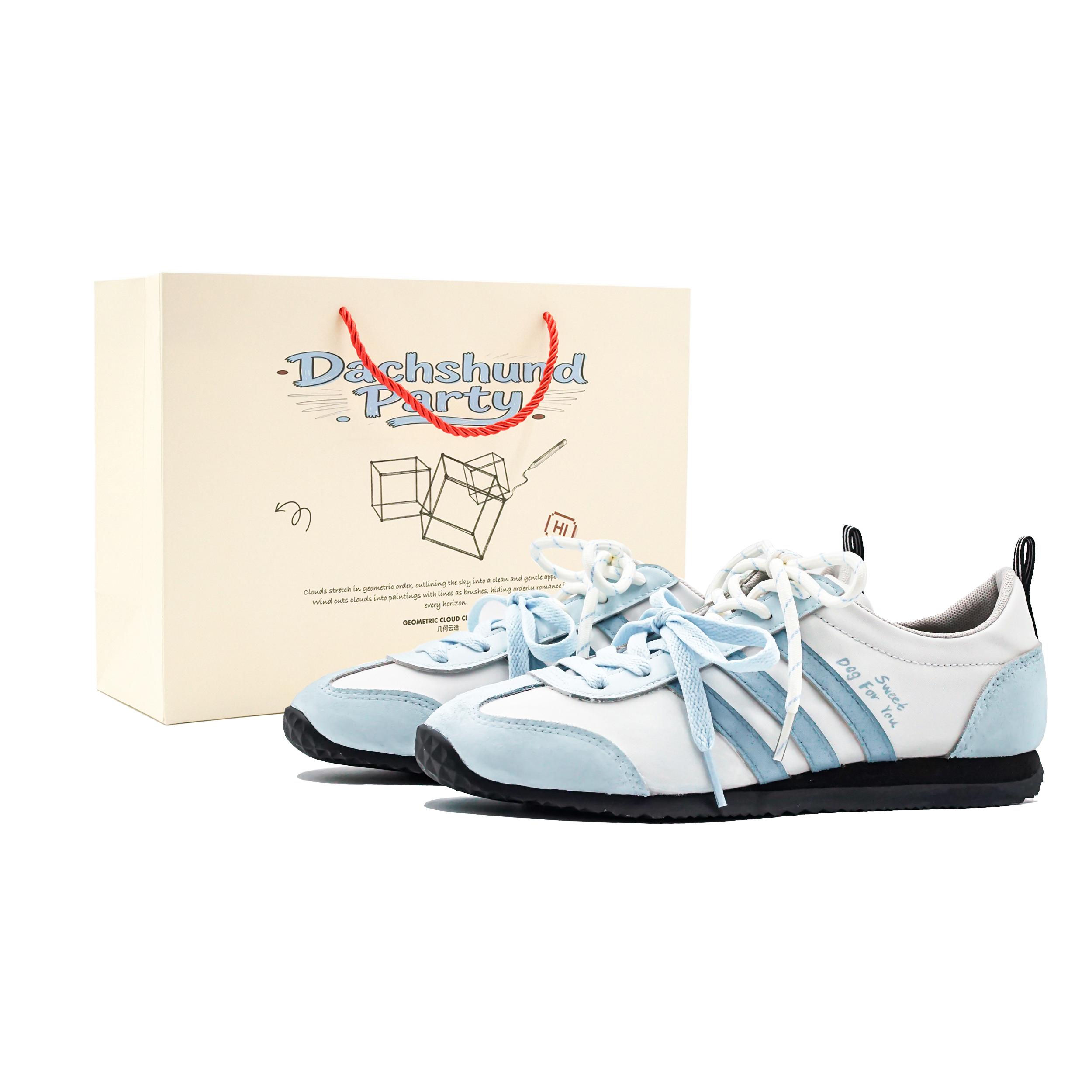Adidas VS JOG 2.0 Blue Ink Rain Low top German Army Trainers Unisex Blue White JR4653(Team292-) 44
Adidas VS JOG 2.0 Blue Ink Rain Low top German Army Trainers Unisex Blue White JR4653(Team292-) 44