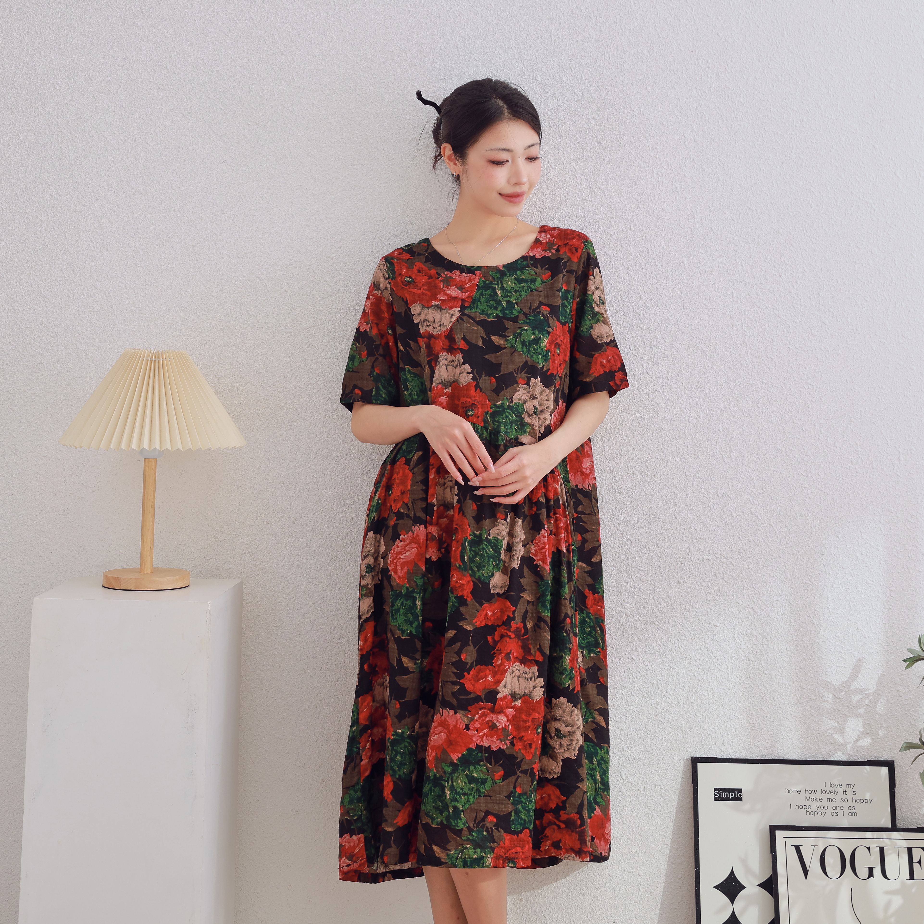 DIMANAF 2025 Женское летнее платье Повседневное платье с цветочным принтом Базовое винтажное свободное длинное платье One Size чёрный
DIMANAF 2025 Женское летнее платье Повседневное платье с цветочным принтом Базовое винтажное свободное длинное платье One Size чёрный