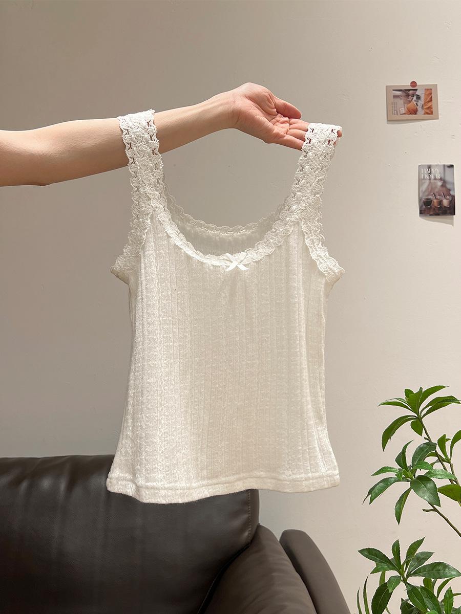 Pure lace lace bow ice silk thin summer new vest suspender sweet and thin top XL білий
Pure lace lace bow ice silk thin summer new vest suspender sweet and thin top XL білий