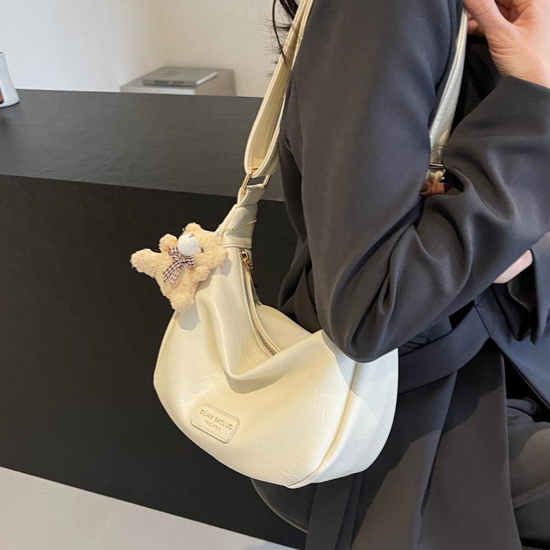 This year s popular fashionSoft leather shoulder bag women s 2025 spring new versatile messenger dumpling bag чорний
This year s popular fashionSoft leather shoulder bag women s 2025 spring new versatile messenger dumpling bag чорний