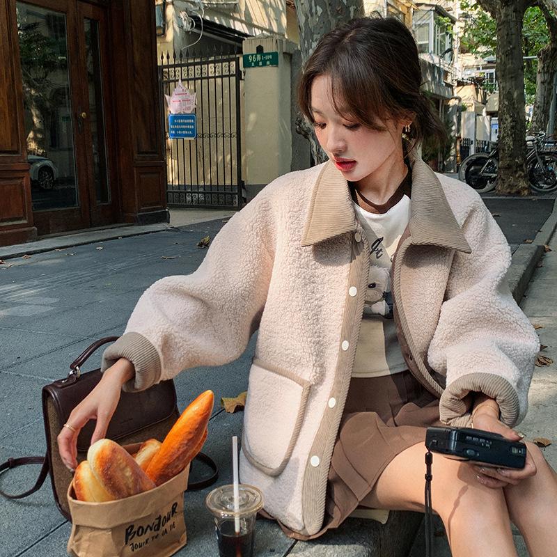 Шикарное пальто из овчины и шерсти ягненка в корейском стиле для женщин - Осень/Зима 2024 Гранулированный флис L (60-65 kg)
Шикарное пальто из овчины и шерсти ягненка в корейском стиле для женщин - Осень/Зима 2024 Гранулированный флис L (60-65 kg)