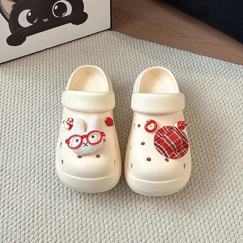 Cute cartoon hole shoes women s summer new outer wear bunny comfortable versatile non-slip sandals 40-41
Cute cartoon hole shoes women s summer new outer wear bunny comfortable versatile non-slip sandals 40-41
