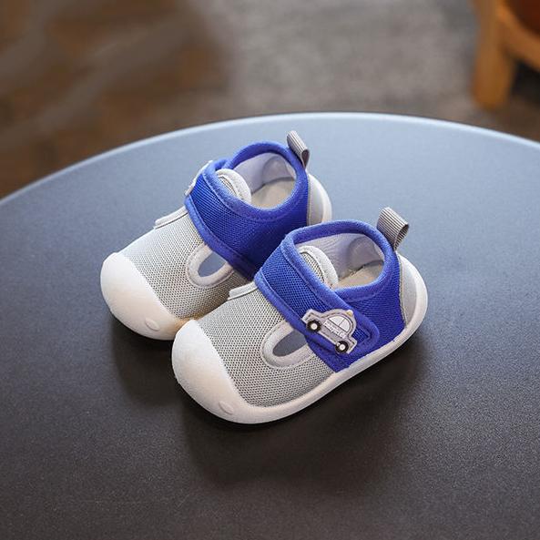 Детская летняя обувь на мягкой подошве, детская прогулочная легкая обувь с героями мультфильмов, детская противоскользящая и противоударная обувь на плоской подошве 14