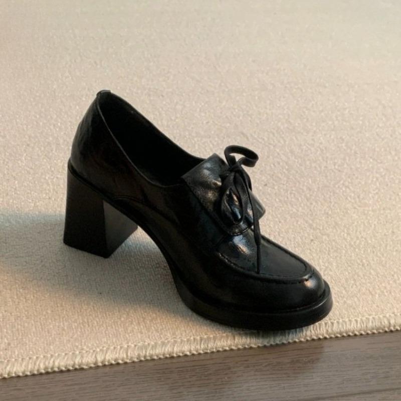 Retro Lace-up Block Heel Loafers Women s New Autumn and Winter Round Toe Slip-on High-heeled Small Leather Shoes 40 чорний
Retro Lace-up Block Heel Loafers Women s New Autumn and Winter Round Toe Slip-on High-heeled Small Leather Shoes 40 чорний