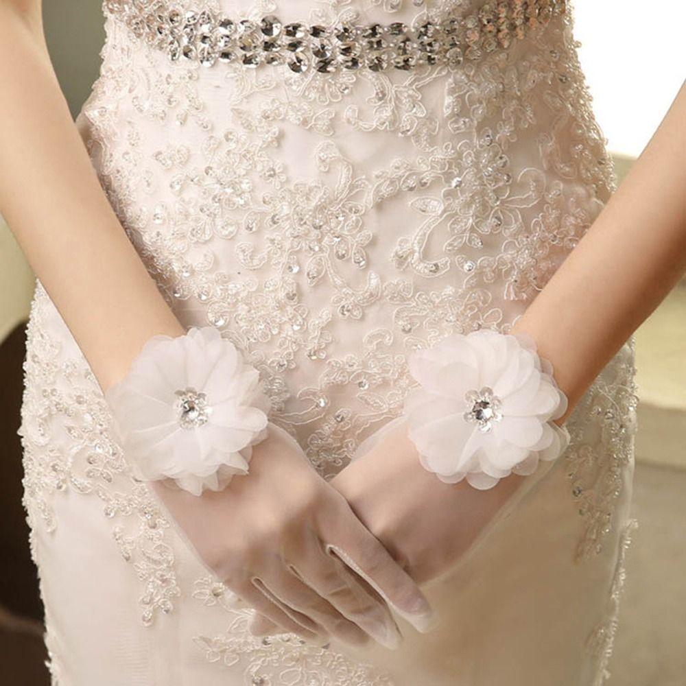 Transparent Zircon Full Finger Gloves Flower Crystal Gloves Women Mesh Gloves Bridal Wedding Gloves белый
Transparent Zircon Full Finger Gloves Flower Crystal Gloves Women Mesh Gloves Bridal Wedding Gloves белый