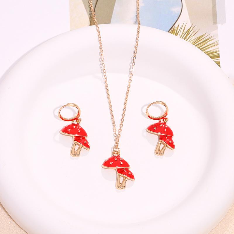 1 set of fashion creative cute dopamine colored metal speckled mushroom pendant women s necklace earrings jewelry set
1 set of fashion creative cute dopamine colored metal speckled mushroom pendant women s necklace earrings jewelry set
