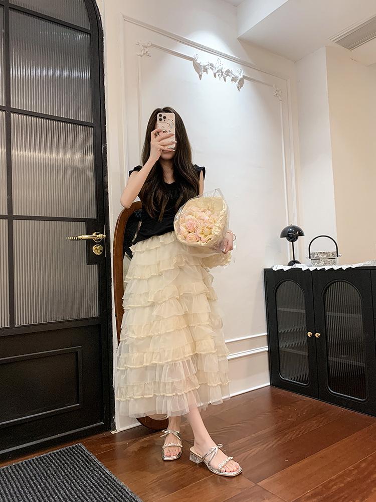 French beautiful thick bow rhinestone crystal heel cool slippers 2025 new silver sandals women s summer wear 35
French beautiful thick bow rhinestone crystal heel cool slippers 2025 new silver sandals women s summer wear 35