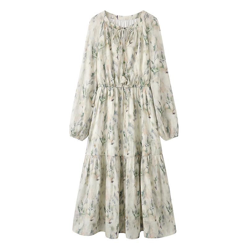 Spring 2025 Women s Floral Round Neck Dress – Green, Waist-Hugging, Long Sleeve, New Chinese Style Small
Spring 2025 Women s Floral Round Neck Dress – Green, Waist-Hugging, Long Sleeve, New Chinese Style Small