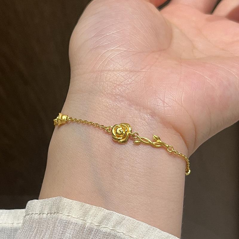 high-end and simple texture bangles Exquisite chain small rose flower charm bracelet for women light luxury jewelry золотой
high-end and simple texture bangles Exquisite chain small rose flower charm bracelet for women light luxury jewelry золотой