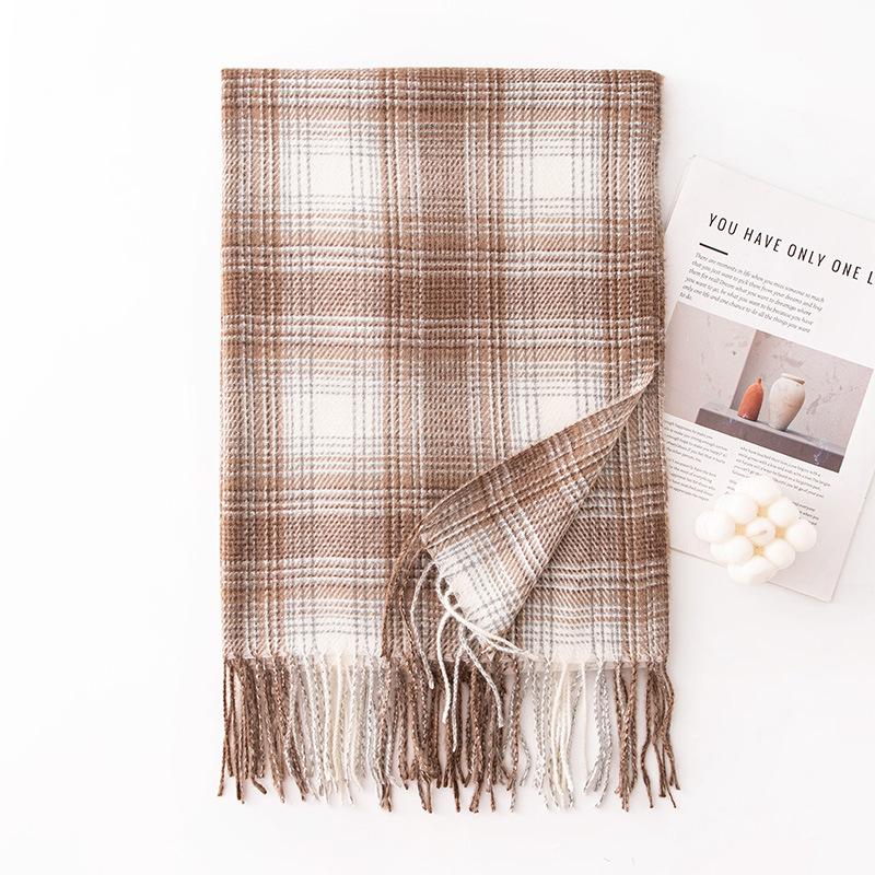 Gentle Gradient Color Small Plaid Scarf High End Girls Winter Couple Student Scarf Warm Thickened Scarf Shawl 65*200cm
Gentle Gradient Color Small Plaid Scarf High End Girls Winter Couple Student Scarf Warm Thickened Scarf Shawl 65*200cm