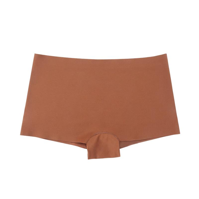 Sexy Seamless Women s Boxer Briefs Comfortable and Breathable Can Be Worn As Outerwear Mid-waist Ice Silk Four-corner Panties XL
Sexy Seamless Women s Boxer Briefs Comfortable and Breathable Can Be Worn As Outerwear Mid-waist Ice Silk Four-corner Panties XL