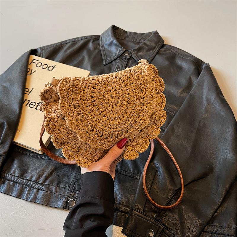 Boho Crochet Shoulder Bags For Women Straw Woven Handmade Lightweight Cross Body Bag 2026 Summer Latest Designer Beach Handbags 21x17x4cm коричневый
Boho Crochet Shoulder Bags For Women Straw Woven Handmade Lightweight Cross Body Bag 2026 Summer Latest Designer Beach Handbags 21x17x4cm коричневый