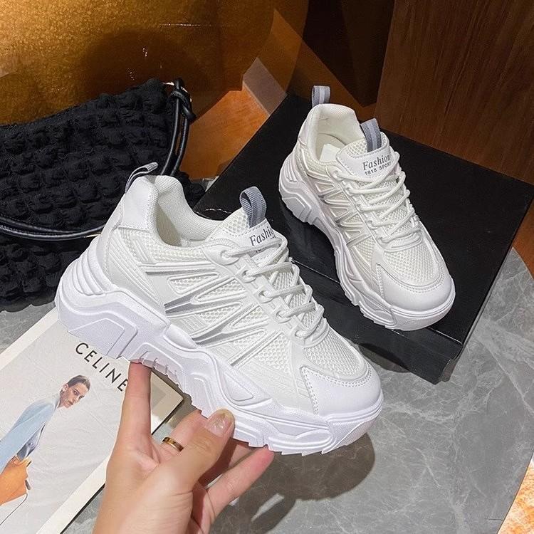 Internet celebrity dad shoes women 2025 mesh casual shoes spring fashion lightweight platform student trend sports shoes women 40 білий
Internet celebrity dad shoes women 2025 mesh casual shoes spring fashion lightweight platform student trend sports shoes women 40 білий