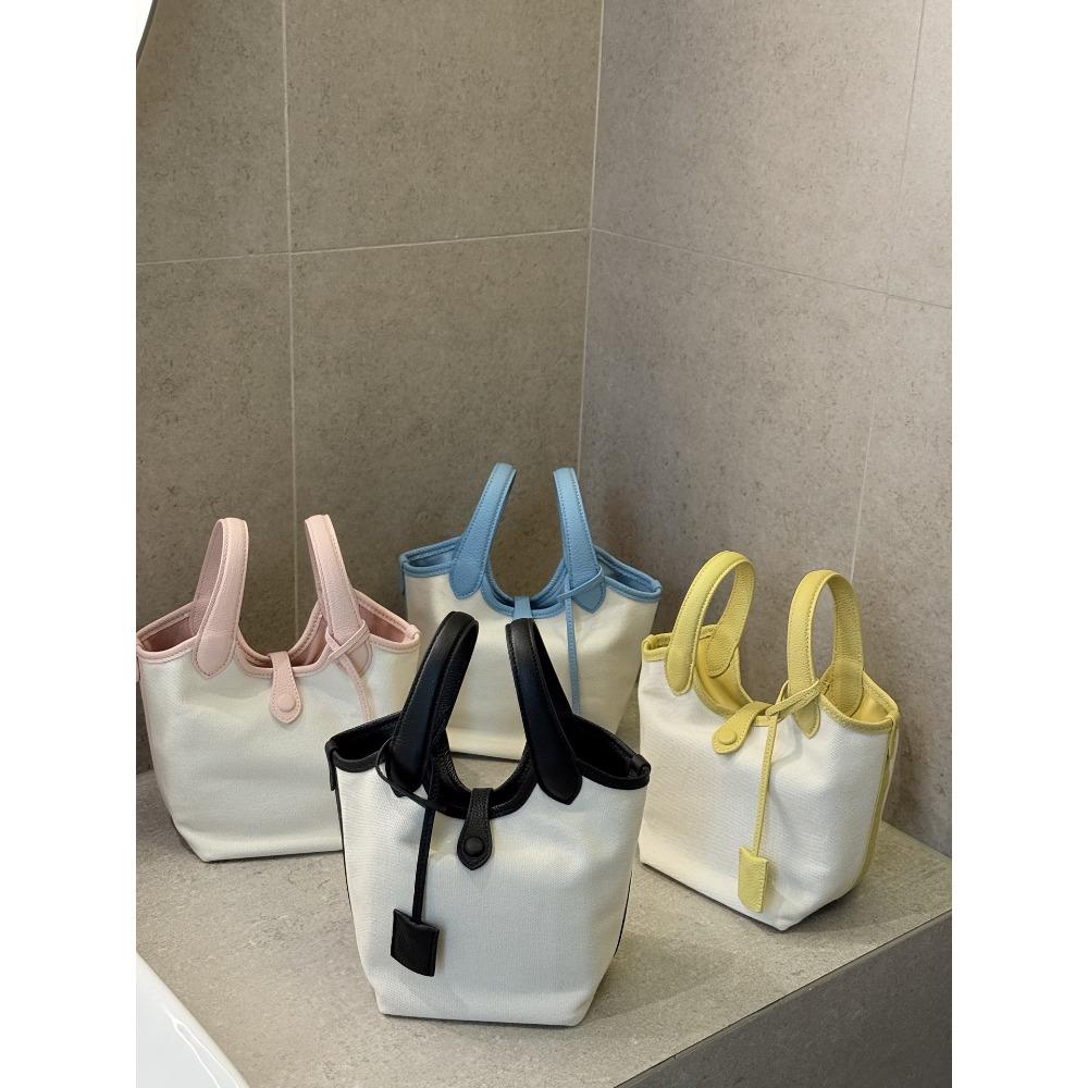 Fashionable Women s Shoulder Bag Trendy PU Leather Bag Lightweight Outdoor Handbag Large Capacity Crossbody Soft Leather Backpack 13x13x18cm рожевий
Fashionable Women s Shoulder Bag Trendy PU Leather Bag Lightweight Outdoor Handbag Large Capacity Crossbody Soft Leather Backpack 13x13x18cm рожевий