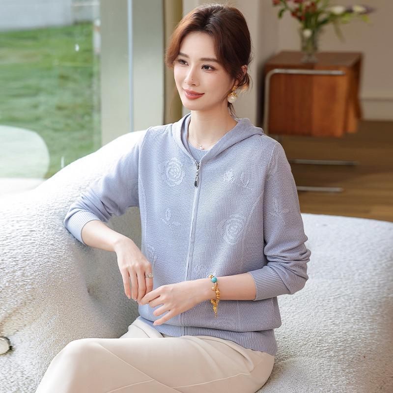 Elegant Hooded Knitwear Set: Spring Two-Piece Outfit for Middle-Aged and Elderly Women 4XL (Recommended 145-160 jin) світло-синій колір
Elegant Hooded Knitwear Set: Spring Two-Piece Outfit for Middle-Aged and Elderly Women 4XL (Recommended 145-160 jin) світло-синій колір