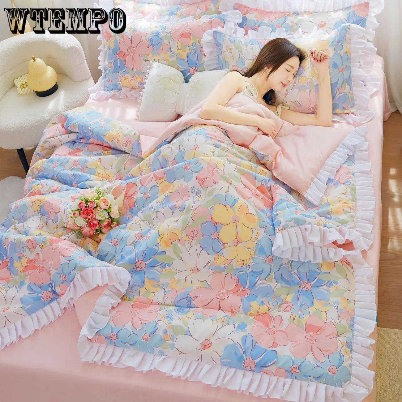 WTEMPO Retro Elegant Printed Large Size Simple Retro Foldable Blankets Fungus Edge Soft Students Dormitory Blankets All Seasons Lightweight Quilts 1pc*150*200cm фіолетовий
WTEMPO Retro Elegant Printed Large Size Simple Retro Foldable Blankets Fungus Edge Soft Students Dormitory Blankets All Seasons Lightweight Quilts 1pc*150*200cm фіолетовий