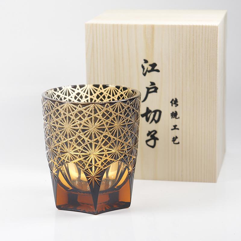 Jinzhi Edo cut Japanese style hand-carved whiskey crystal glass foreign wine cup daisy niche
Jinzhi Edo cut Japanese style hand-carved whiskey crystal glass foreign wine cup daisy niche