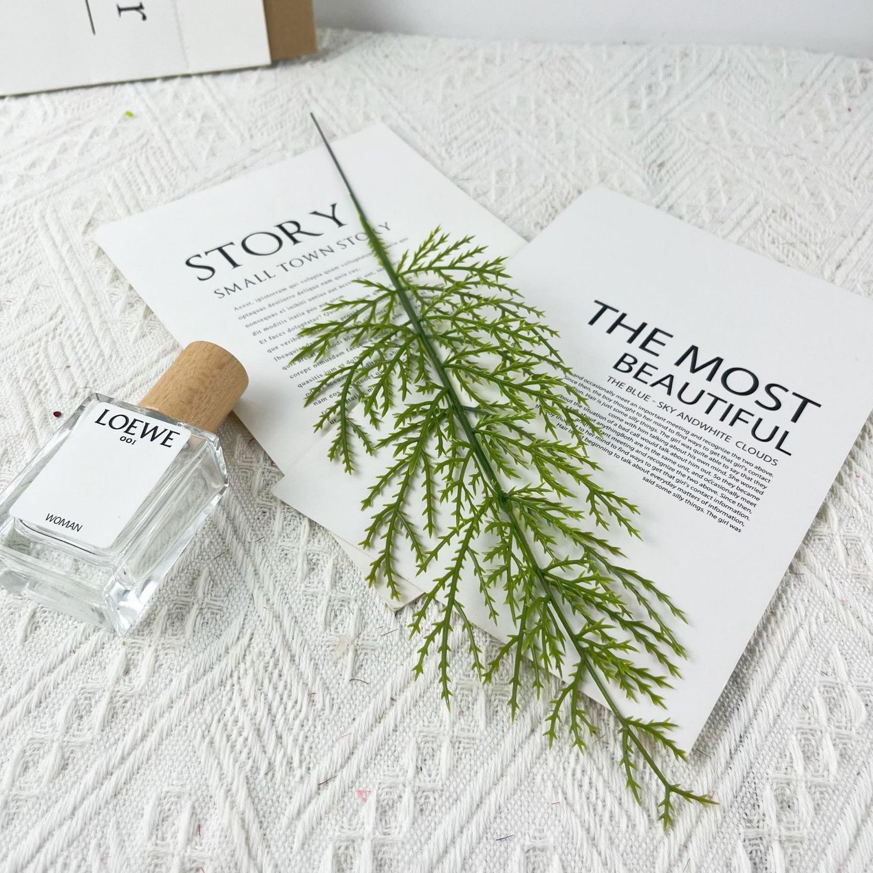 Искусственные сосновые ветки, зеленые растения, сосновые листья, рождественские елки, рождественские украшения, венки, изделия ручной работы
Искусственные сосновые ветки, зеленые растения, сосновые листья, рождественские елки, рождественские украшения, венки, изделия ручной работы